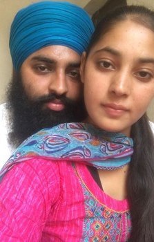 Punjabi couple_MdiskVideo_1651237bd86b0d.jpg